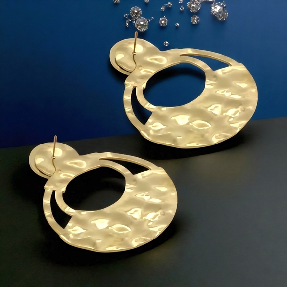ποΈHammered Statement Circle Earrings 18K Gold Plated Stainless Steel Bold Chic - Picture 5 of 12